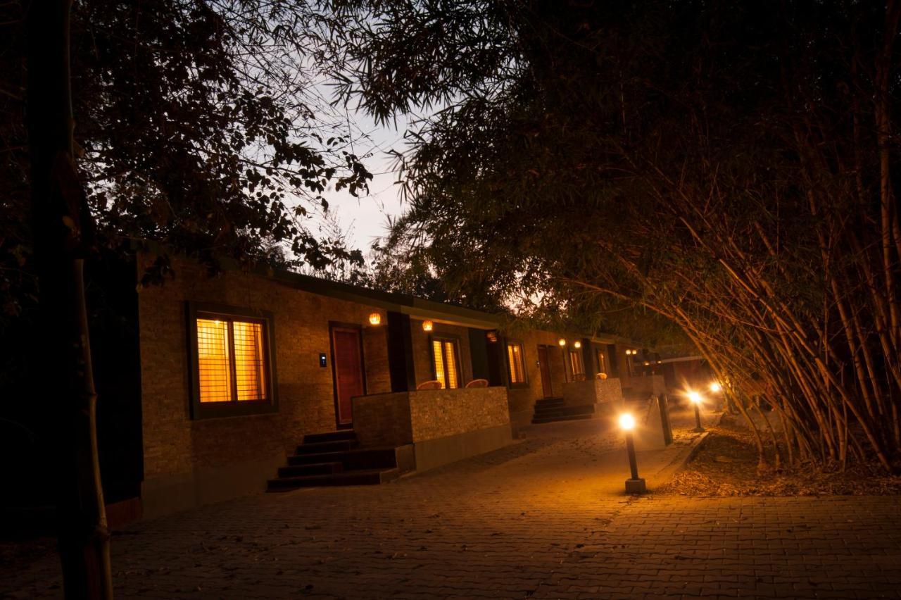 Mc Resort Wildlife Resort Bandipūr Buitenkant foto