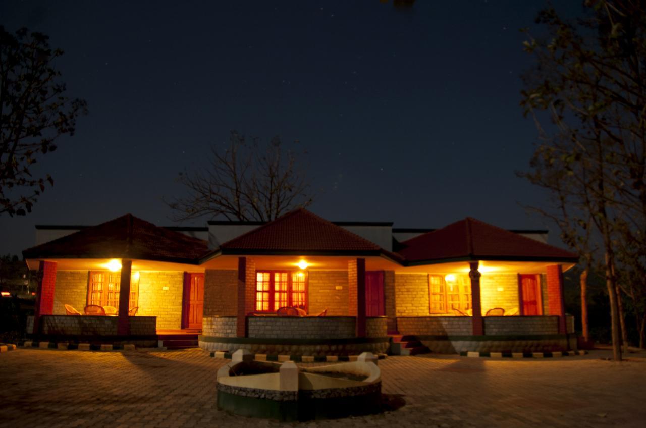 Mc Resort Wildlife Resort Bandipūr Buitenkant foto